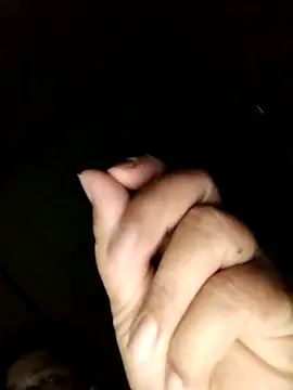 Snapshot of Annerae chatting on September 2025 03:35:02 PM Annerae online show from September 2025 03:35:02 PM