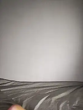 Annerae online show from November 2025 08:57:02 PM