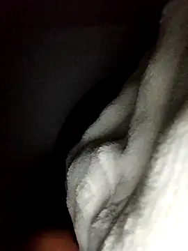 Annerae online show from April 2026 04:57:02 PM