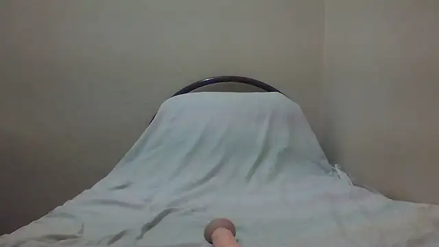 Snapshot of Annerae chatting on January 2025 03:29:02 PM Annerae online show from January 2025 03:29:02 PM