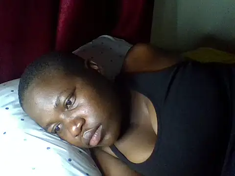 cute-marianna online show from November 2025 03:49:02 PM