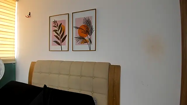 Ash milk online show from February 2026 09:50:01 PM