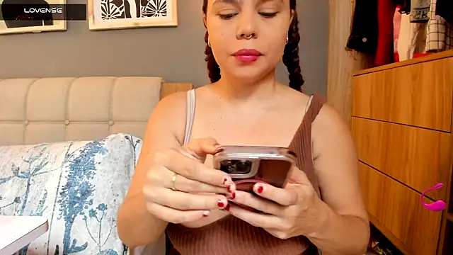 Ash milk online show from June 2026 01:34:01 PM