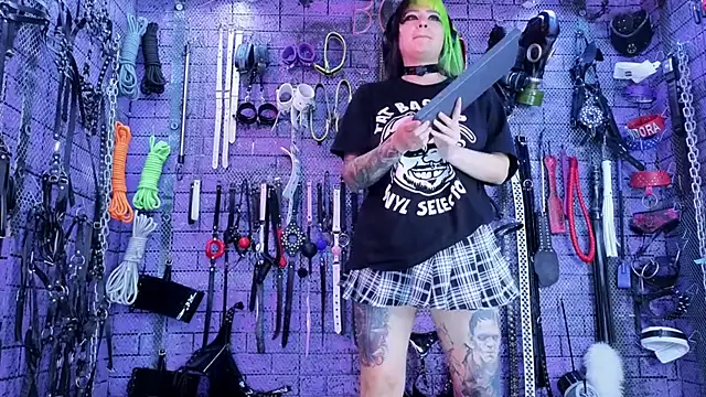 PANDORANEZZ online show from July 2026 11:28:01 AM