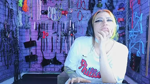 PANDORANEZZ online show from November 2025 05:55:02 AM