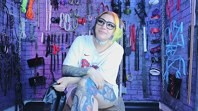 PANDORANEZZ online show from November 2025 05:49:01 PM