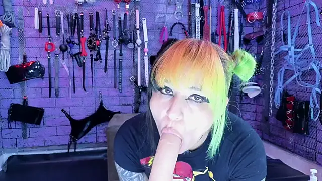 PANDORANEZZ online show from May 2026 03:06:02 AM