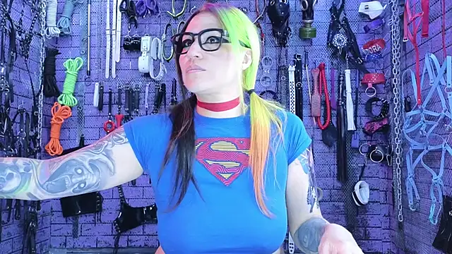 PANDORANEZZ online show from February 2026 09:15:01 PM