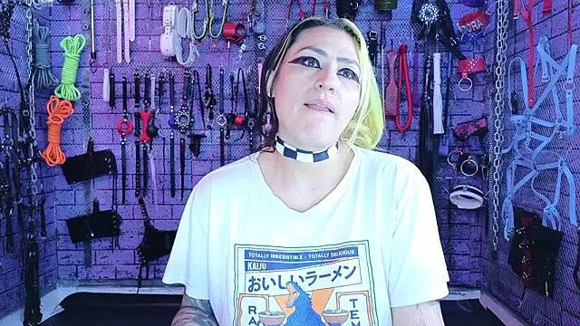 PANDORANEZZ online show from February 2026 02:20:02 AM