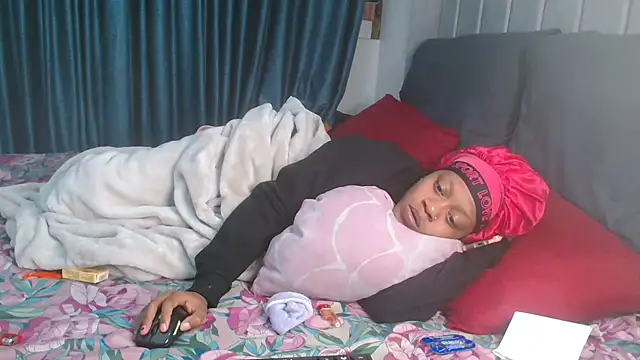 CummSavage online show from November 2025 06:12:01 PM