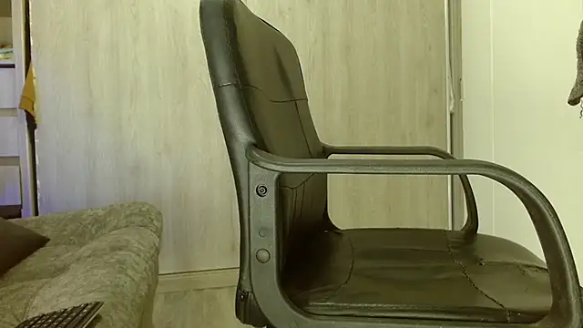 Meghan stonne  online show from April 2026 12:06:02 AM