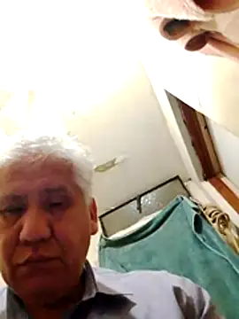 Momlover2022 online show from April 2026 06:38:02 AM