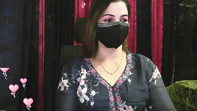 Cute Sonii online show from December 2025 01:21:02 PM