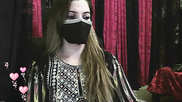 Cute Sonii online show from March 2025 04:40:02 PM