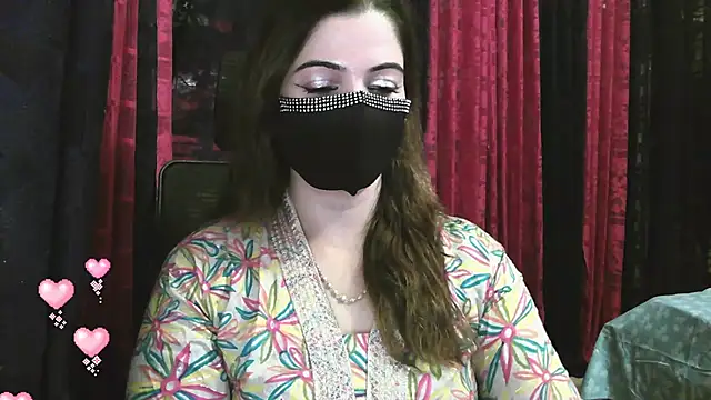 Cute Sonii online show from October 2025 01:53:04 PM