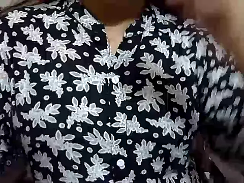 Snapshot of mahira_999 chatting on September 2025 03:49:01 AM mahira 999 online show from September 2025 03:49:01 AM