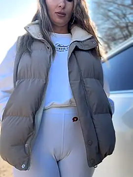 YOUR-KARINA online show from November 2025 07:58:02 AM