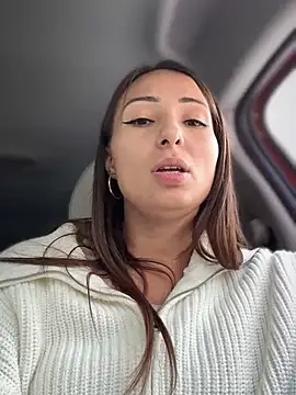 YOUR-KARINA online show from January 2025 10:22:01 AM