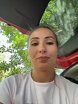 Snapshot of YOUR-KARINA chatting on July 2026 08:11:02 AM YOUR-KARINA online show from July 2026 08:11:02 AM