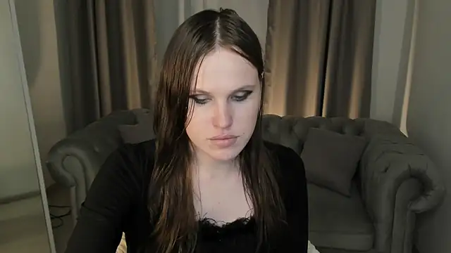 EffieMinki online show from May 2026 08:46:01 PM
