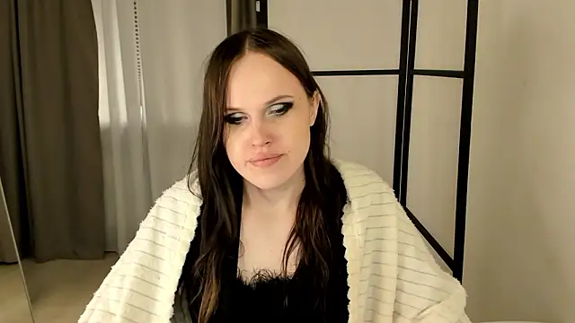 EffieMinki online show from February 2026 09:15:01 PM