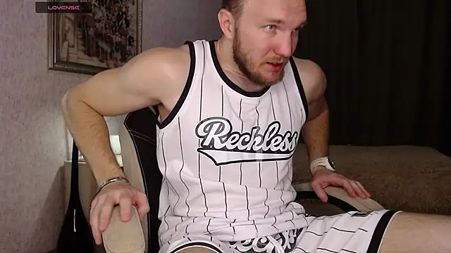 Toress1 online show from April 2026 04:02:02 PM