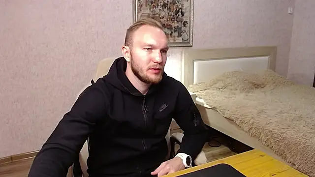 Toress1 online show from October 2025 05:56:02 PM