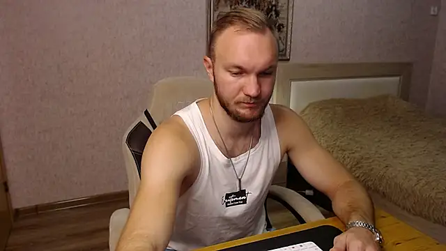 Toress1 online show from October 2025 05:24:01 PM