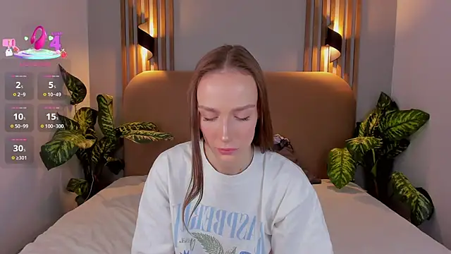 Snapshot of Kira_Quinn chatting on November 2025 06:51:02 AM Kira Quinn online show from November 2025 06:51:02 AM