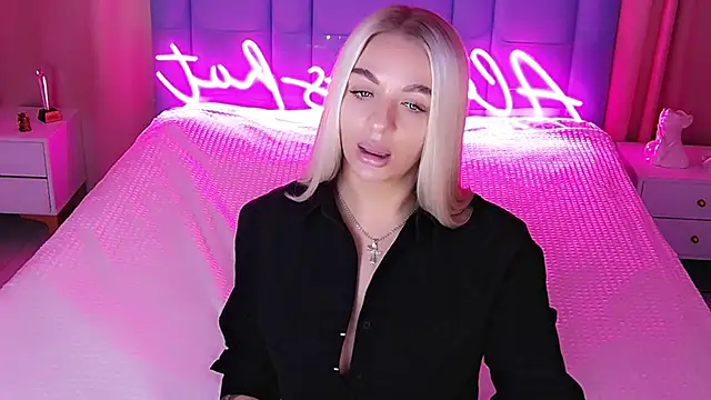 AllwaysHotJ online show from October 2025 02:12:02 AM