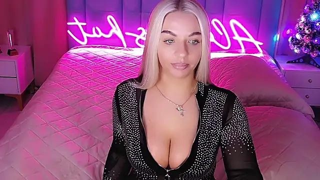 AllwaysHotJ online show from December 2025 01:43:01 AM