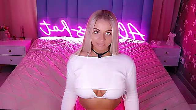 AllwaysHotJ online show from March 2026 01:58:01 AM