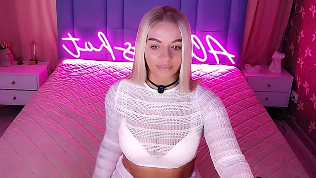 AllwaysHotJ online show from April 2026 02:15:02 AM