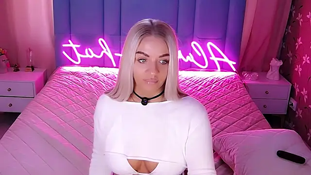 AllwaysHotJ online show from April 2026 02:07:01 AM