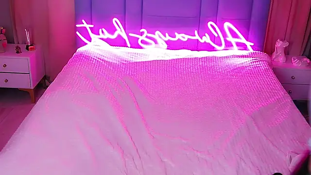 AllwaysHotJ online show from November 2025 02:44:02 AM