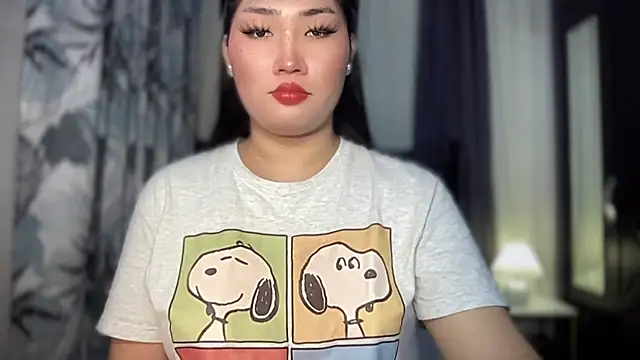 Miss Deliciousness online show from October 2025 03:34:01 PM