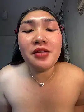 Miss Deliciousness online show from March 2025 07:12:01 PM