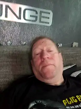 Snapshot of tomtom111111 chatting on October 2025 07:51:01 AM tomtom111111 online show from October 2025 07:51:01 AM