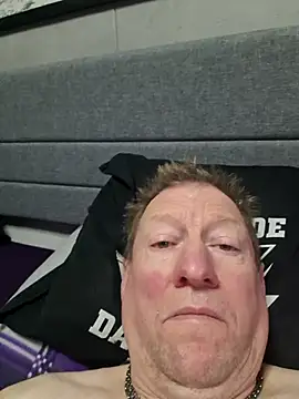 Snapshot of tomtom111111 chatting on November 2025 11:47:01 AM tomtom111111 online show from November 2025 11:47:01 AM