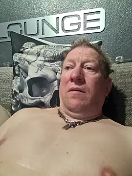 Snapshot of tomtom111111 chatting on October 2025 09:22:02 PM tomtom111111 online show from October 2025 09:22:02 PM