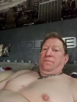 Snapshot of tomtom111111 chatting on November 2025 02:09:01 PM tomtom111111 online show from November 2025 02:09:01 PM