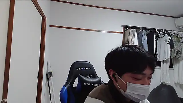 pychan online show from December 2025 02:42:02 PM