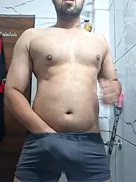 GYMBOY0071 online show from October 2025 07:33:02 PM