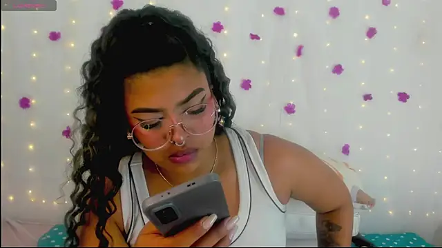 moana taylor online show from September 2025 11:49:01 AM