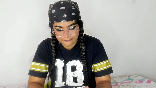 moana taylor online show from February 2025 04:36:02 PM
