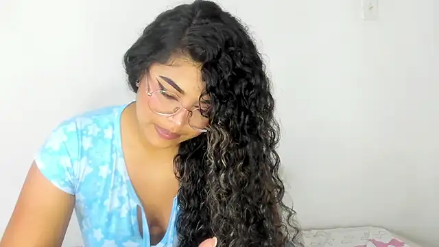 moana taylor online show from February 2025 10:27:02 AM