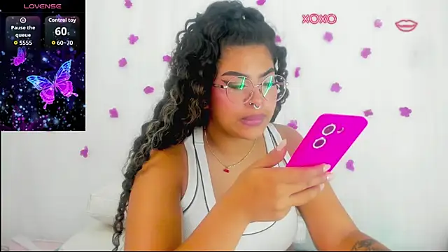 moana taylor online show from September 2025 10:33:02 AM