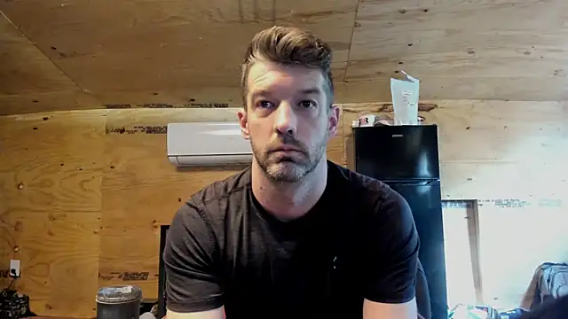 Snapshot of Kenny_Kyle chatting on November 2025 03:16:02 PM Kenny Kyle online show from November 2025 03:16:02 PM