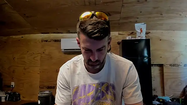 Snapshot of Kenny_Kyle chatting on October 2025 05:47:01 PM Kenny Kyle online show from October 2025 05:47:01 PM