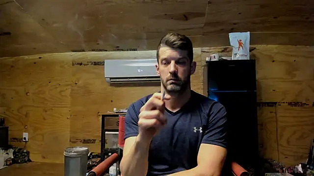 Snapshot of Kenny_Kyle chatting on November 2025 03:39:02 AM Kenny Kyle online show from November 2025 03:39:02 AM